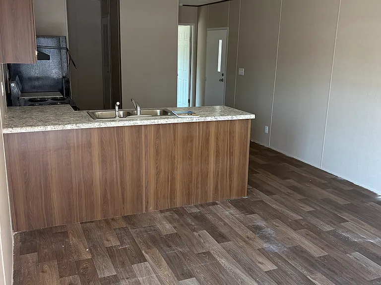 148 Briles Ct — Photo 4