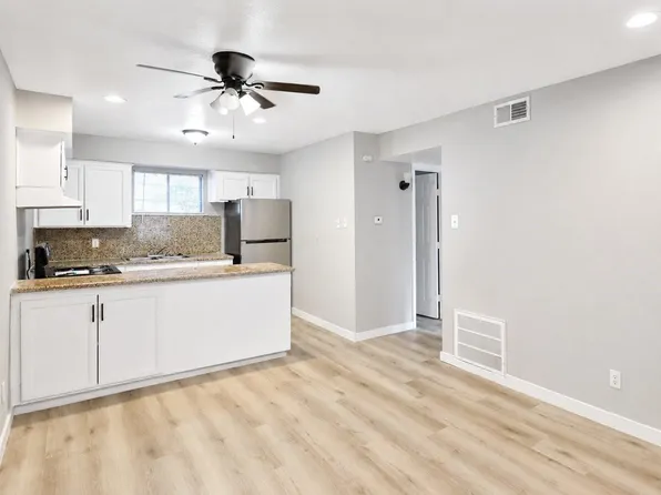 2819 Berry St #1, Houston, TX 77004