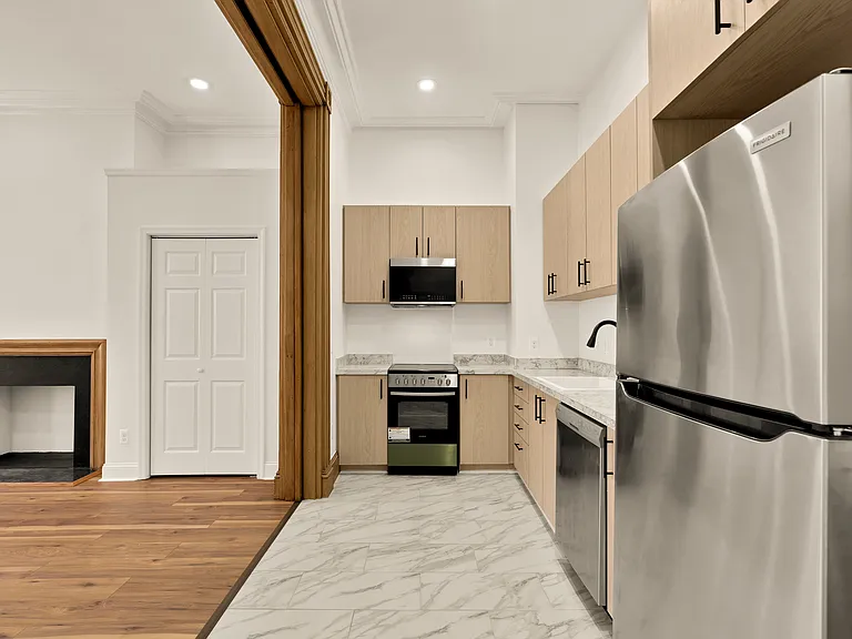 115 S Patrick St #101 — Photo 4