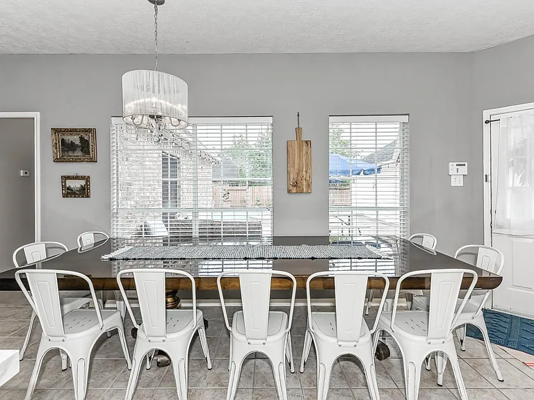 2833 Trevino Ct — Photo 12