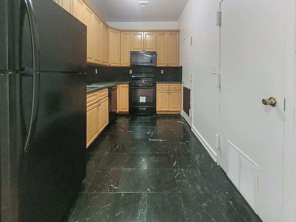 1st image of 276 Malcolm X Blvd #2B