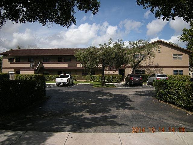 1st image of 10587 Royal Palm Blvd
