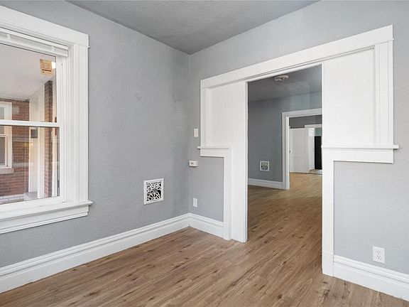 3rd image of 3926 Utah St