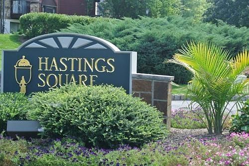 Entrance to Hastings Square community