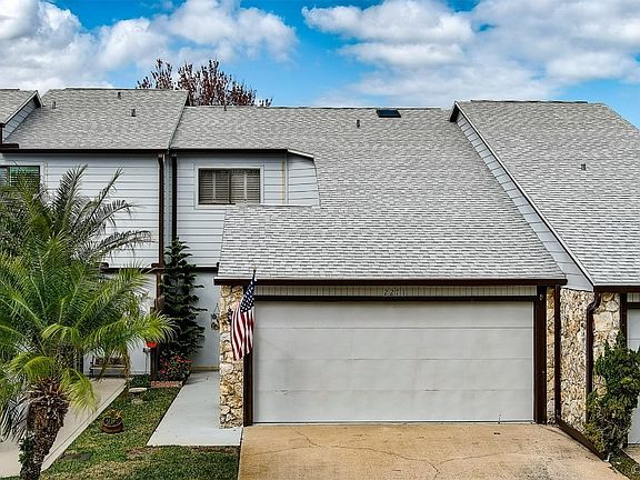 3rd image of 2271 Deerwood Dr