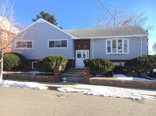 7 Elm Rd, Everett, MA 02149