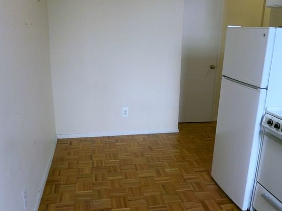 2nd image of 519 E 78th St APT 4H