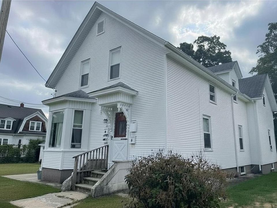 1st image of 77 Allen Ave E