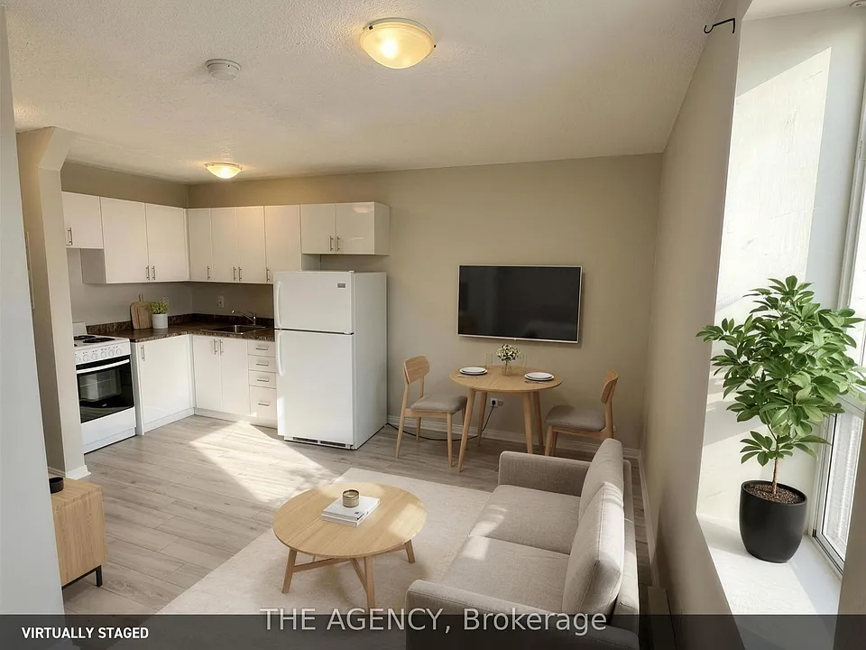 45 King Ave W #9