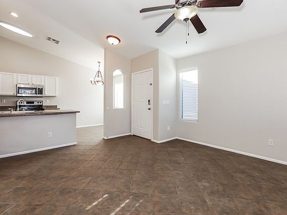5th image of 29420 N Blackfoot Daisy Dr