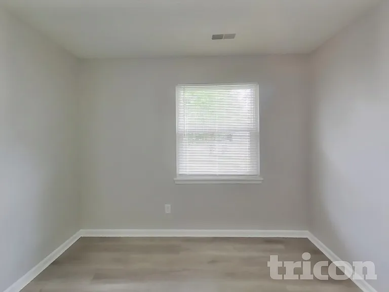 3812 Cologne Ct — Photo 11