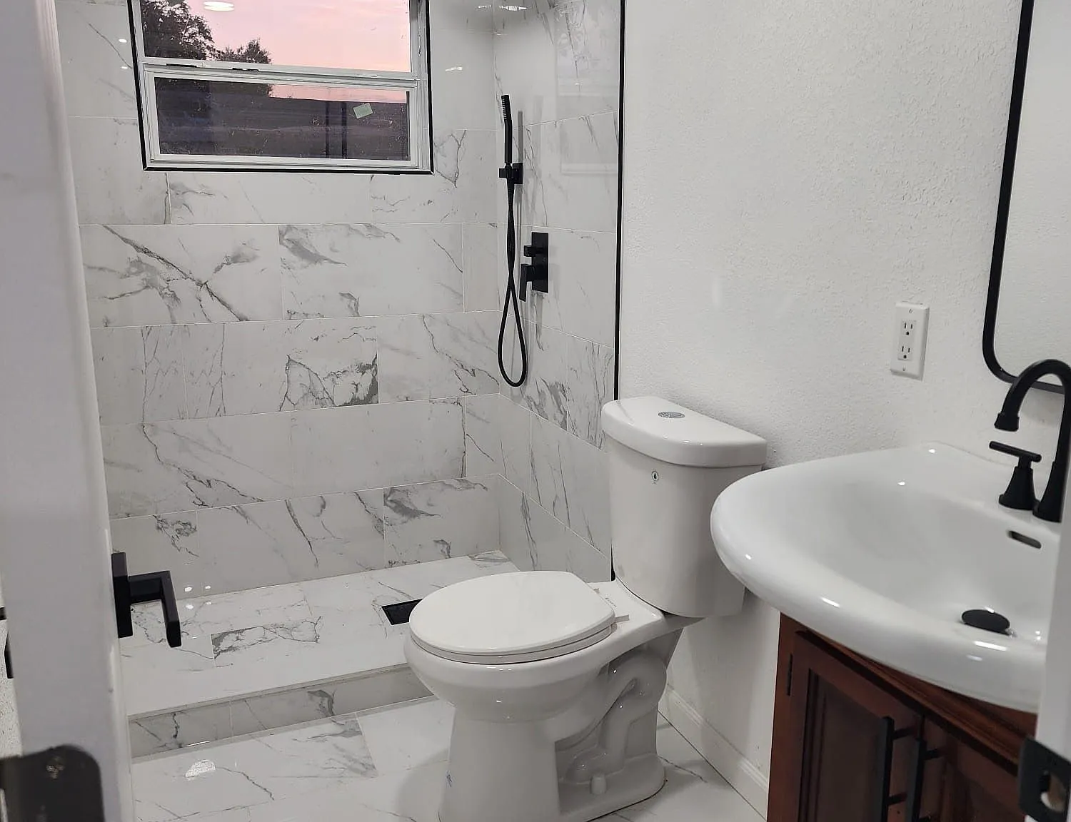 7115 Dellwood Dr — Photo 3