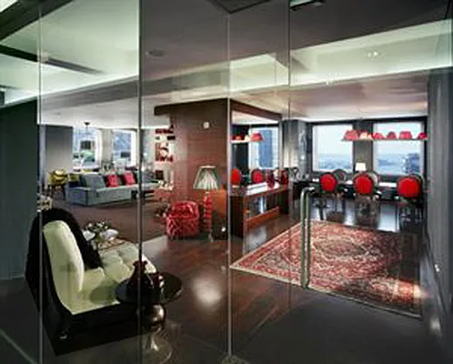Rented by siso Sales Group | media 4