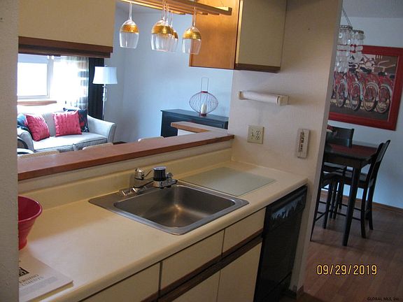 5th image of 242 Monmouth Way