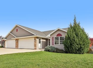 1010 4th St N, Monroe, WI 53566