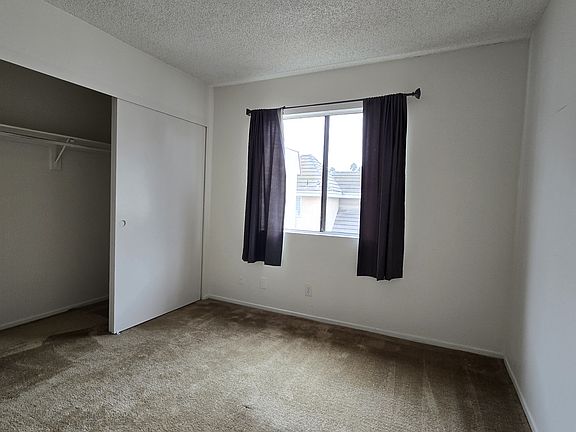 5th image of 136 N Marengo Ave #D