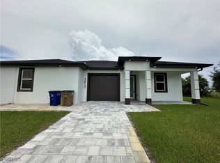2414 Delta Ave N #2412, Lehigh Acres, FL 33971
