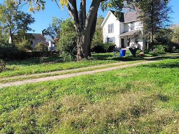 3rd image of 789 Norton Rd
