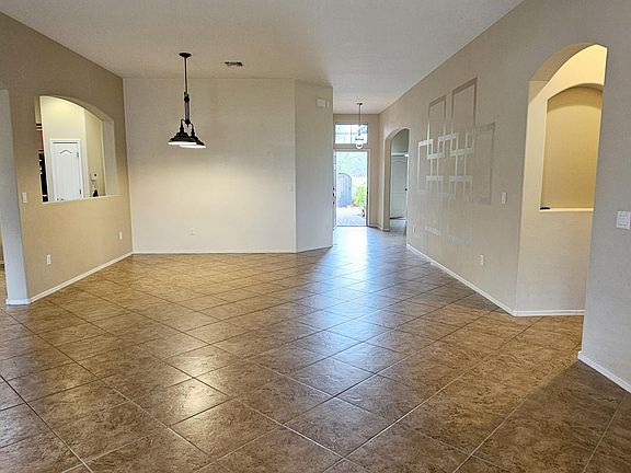 4th image of 8301 N Willow Park Way