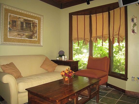 Kitchen Sitting Room