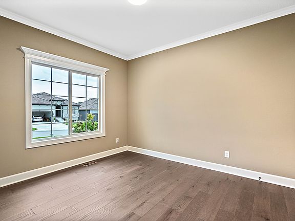 3rd image of 2109 NW Ashurst Dr