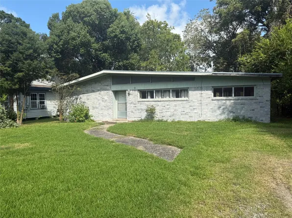 12226 24th St, Santa Fe, TX 77510