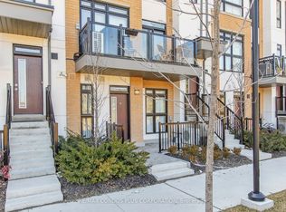 90 Canon Jackson Dr #TOWNHOUSE 104, Toronto, ON M6M 0C1