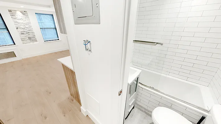 Rented by Keller Williams NYC | media 10