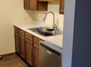 7108 72nd Ln N, Brooklyn Park, MN 55428