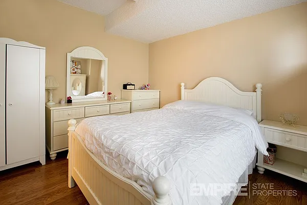 Rented by Empire State Properties | media 7