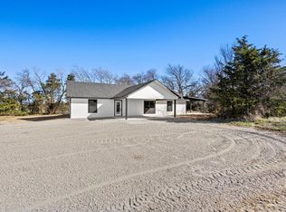 30 Private Road 33084, Sumner, TX 75486