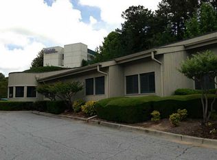 2200 Fountain Dr, Snellville, GA 30078