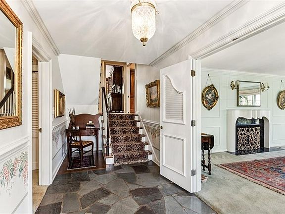 4th image of 6140 Ensley Ln