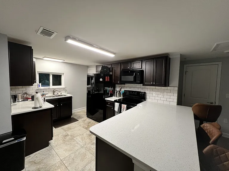 719 Cypress Dr — Photo 17