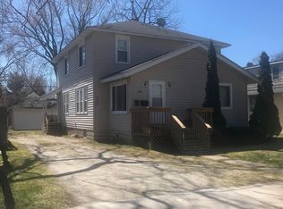 1063 Ireland Ave, Muskegon, MI 49441