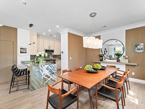 2nd image of 848 SE 4th Court