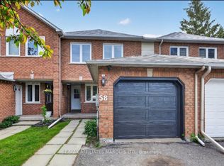 58 Robarts Cres, Ottawa, ON K2L 4A5