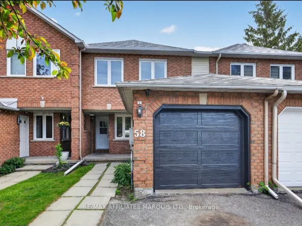 58 Robarts Cres, Ottawa, ON K2L 4A5