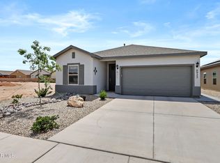 6933 Vega St, Las Cruces, NM 88012