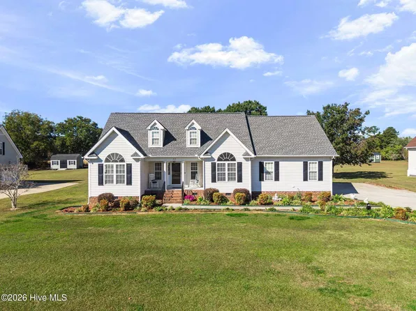 92 Heatherstone Court, Benson, NC 27504