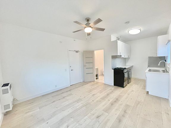 2nd image of 40 Westminster Ave APT 17