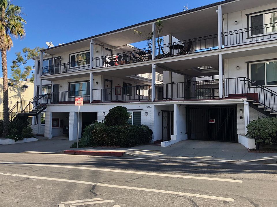 1st image of 1901 6th St APT 304