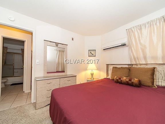 3rd image of 450 Elm Dr Unit 103