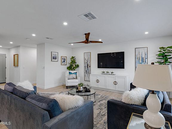 3rd image of 5209 E FRIESS Drive