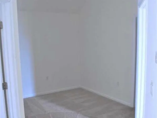 (undisclosed Address), Gainesville, VA 20155