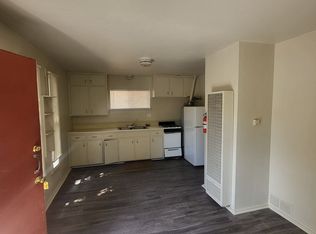 212 Mesa St SE, Albuquerque, NM 87106