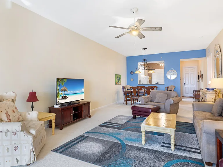 33 Harbour Isle Dr #201 — Photo 8