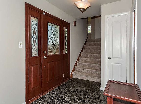 4th image of 9308 S Moody Ave