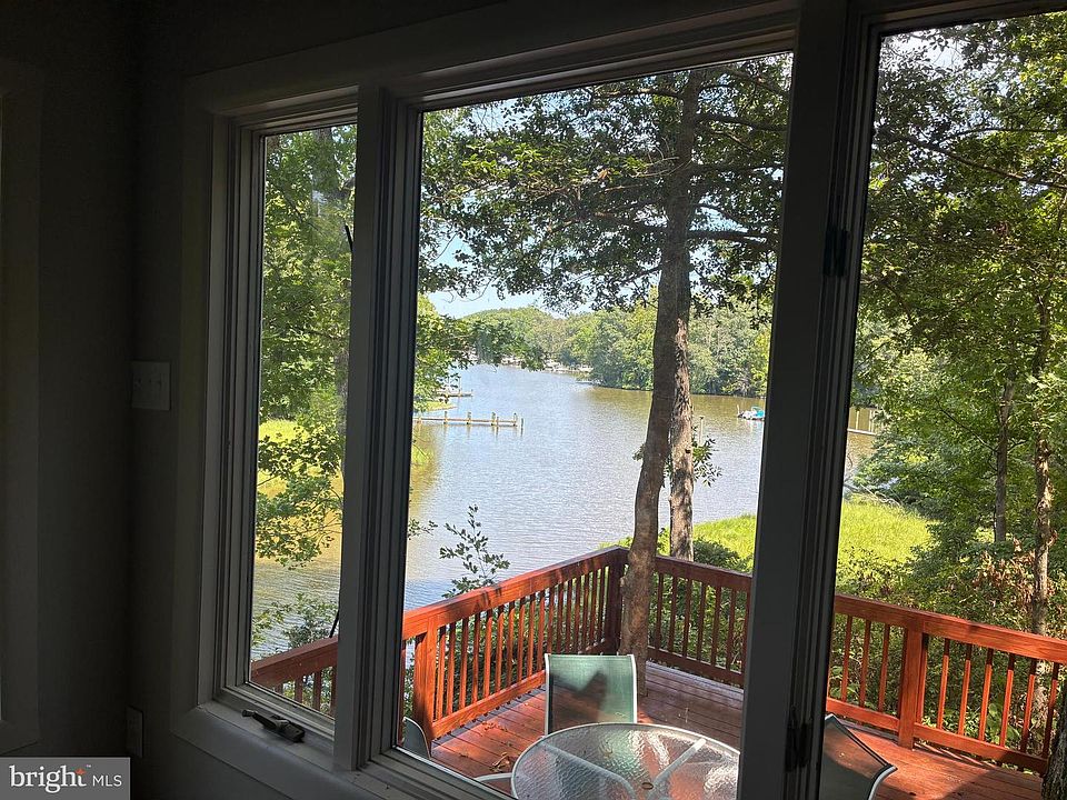 1st image of 44908 Hickory Landing Way
