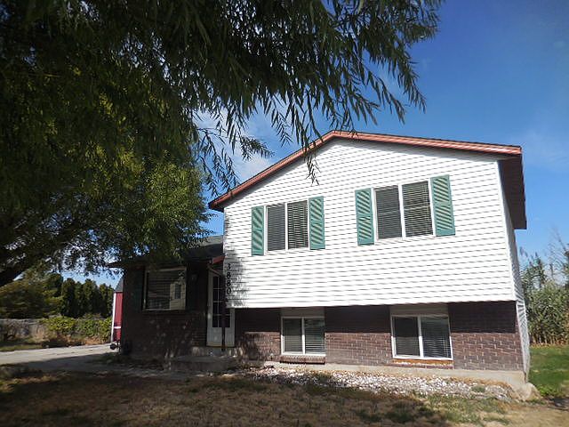1st image of 3880 W Tangiers Cir